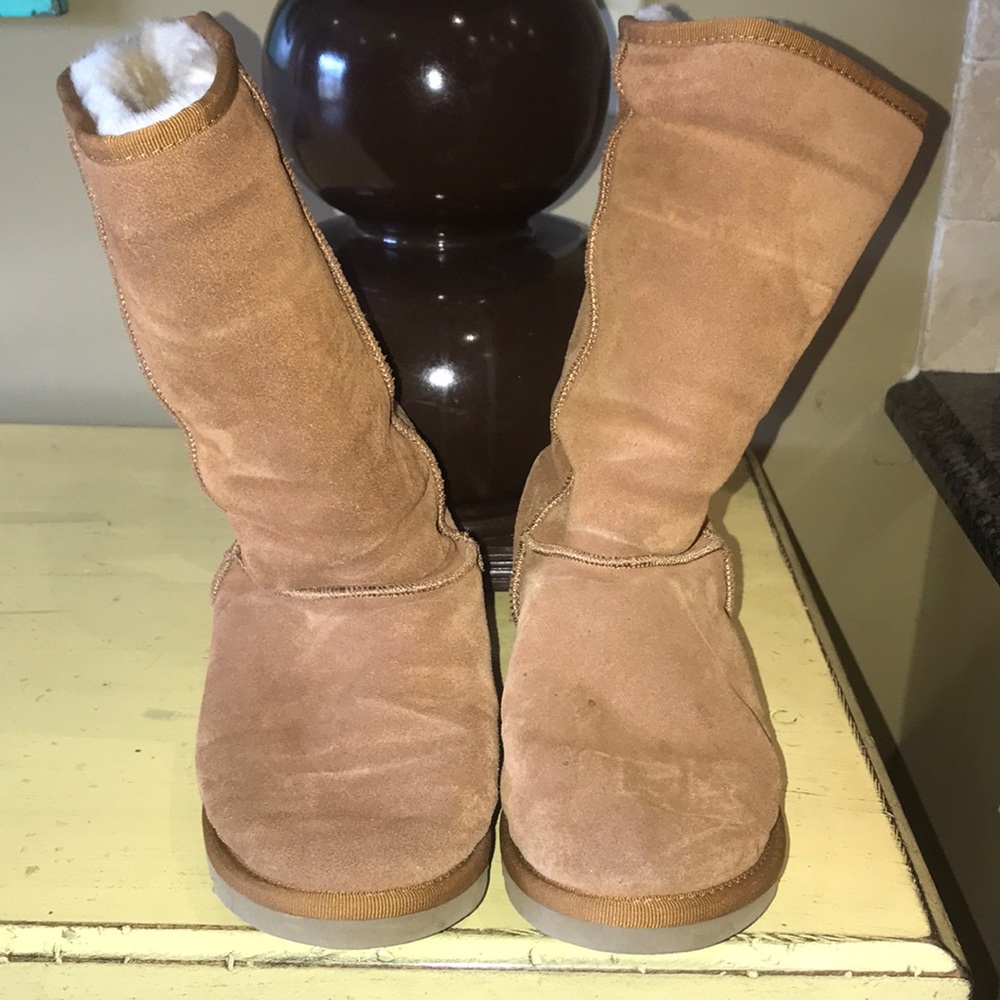 Ugg boots ladies size 7 chestnut